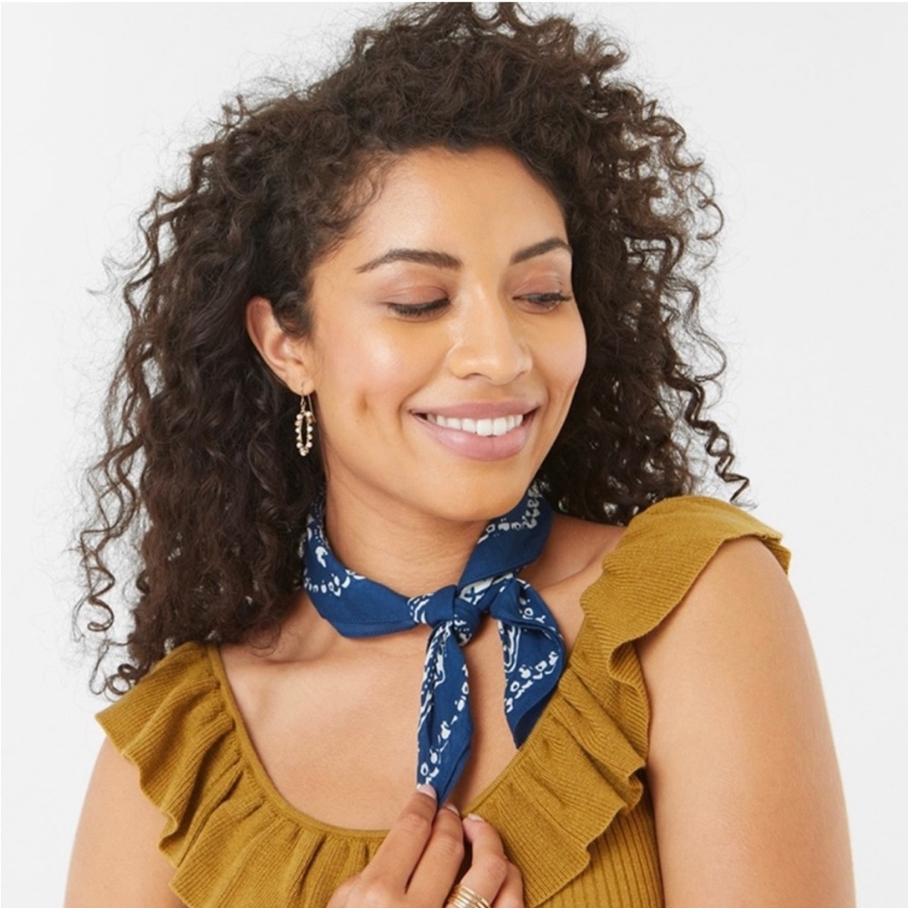 NWT Frye Blue Opal Paisley Bandana One Size